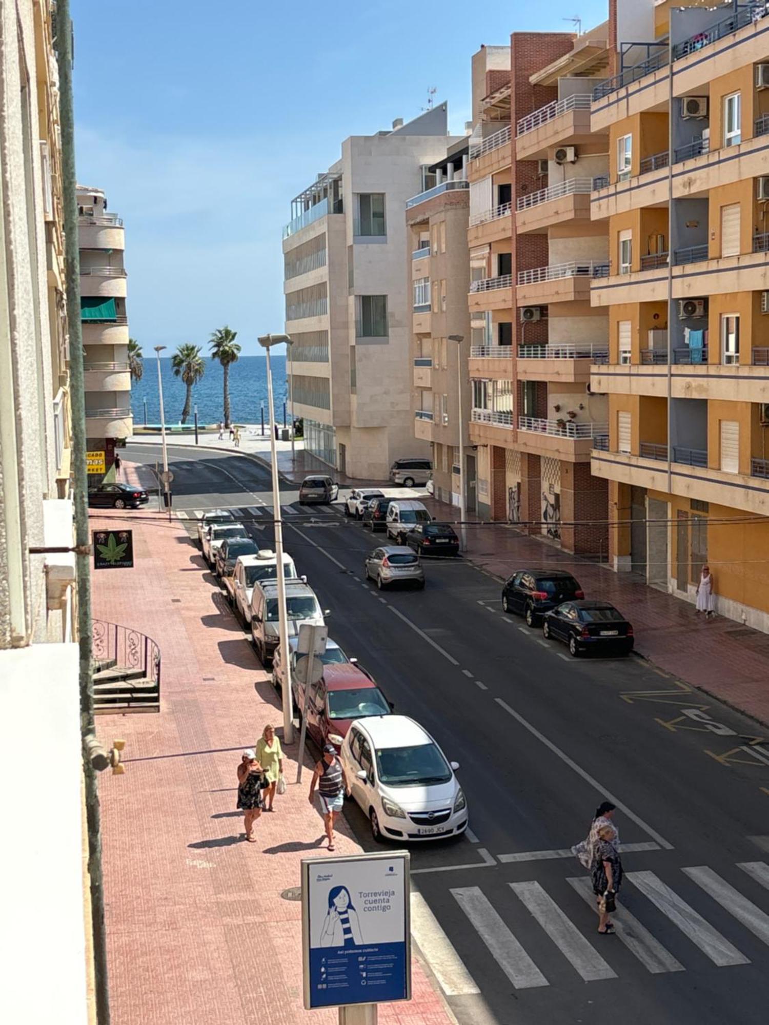 Vinas Lägenhet Torrevieja Exteriör bild